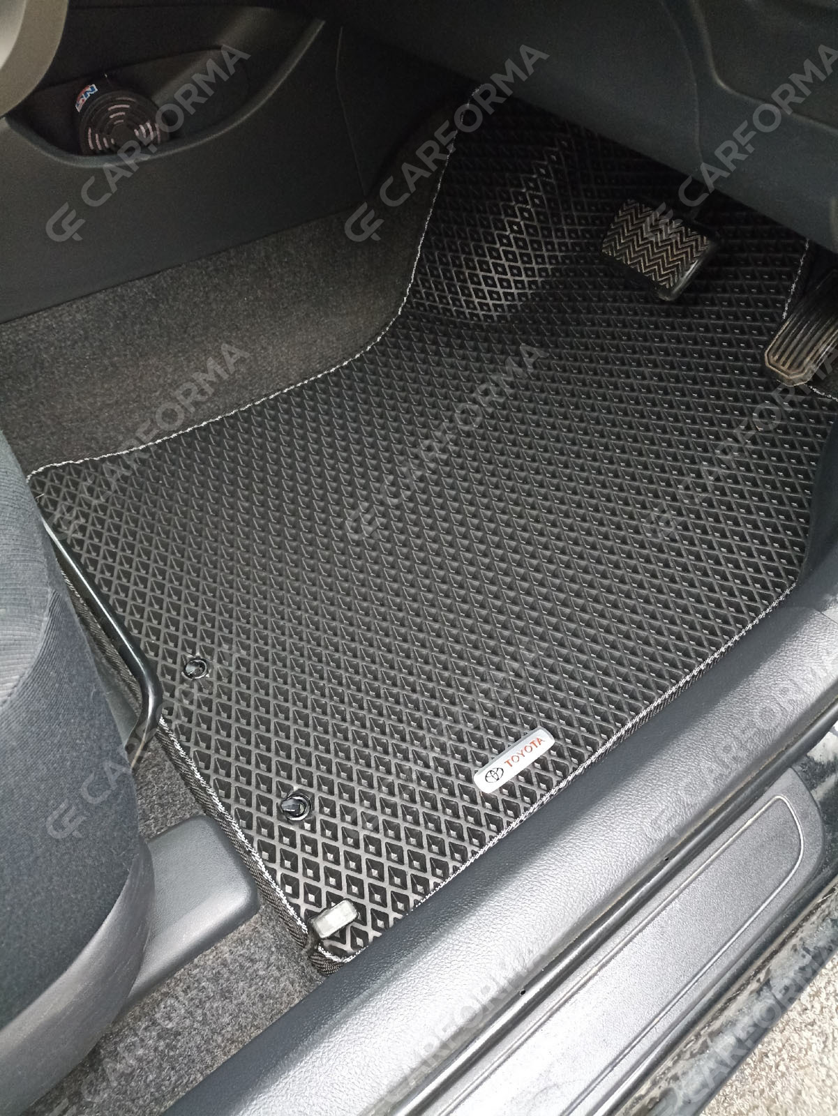 Ворсовые коврики на Toyota Corolla Fielder (E14) 2006&nbsp;-&nbsp;2012 в Нижнем Тагиле