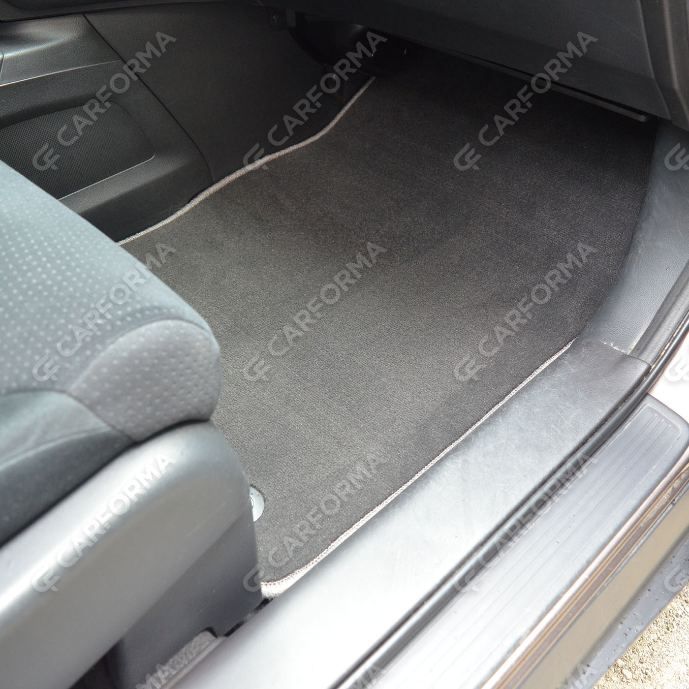 Коврики на Honda CR-V IV 2012&nbsp;-&nbsp;2018 в Нижнем Тагиле
