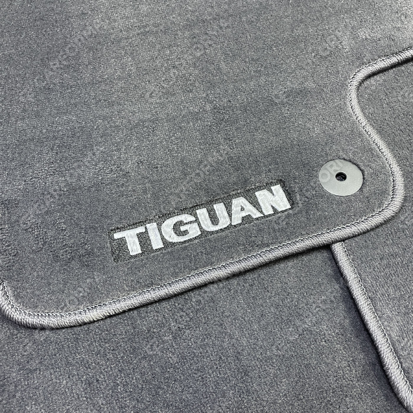Коврики на Volkswagen Tiguan L Pro 2024&nbsp;-&nbsp;2026 в Нижнем Тагиле