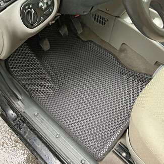 Коврики на Lada (ВАЗ) Granta 2011&nbsp;-&nbsp;2026 в Нижнем Тагиле