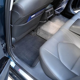 Ворсовые коврики на Toyota Camry (XV70) 2017 - 2024 в Нижнем Тагиле