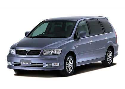Ворсовые коврики на Mitsubishi Chariot Grandis 1997 - 2003 в Нижнем Тагиле