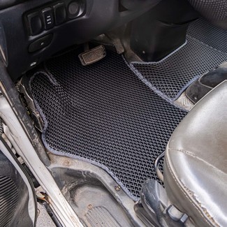 Ворсовые коврики на Hyundai H1 I 1996 - 2007 в Нижнем Тагиле