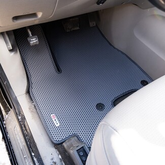 Ворсовые коврики на KIA Carnival III 9 мест и 11 мест 2014 - 2021 в Нижнем Тагиле Ворсовые коврики на KIA Carnival III 9 мест и 11 мест 2014 - 2021 в Нижнем Тагиле