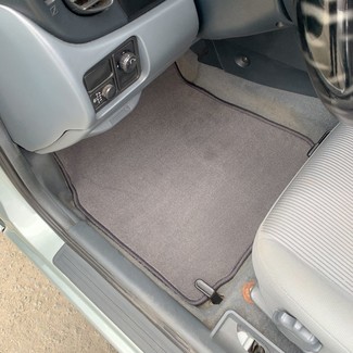 Ворсовые коврики на Nissan Almera Classic (B10) 2006 - 2013 в Нижнем Тагиле