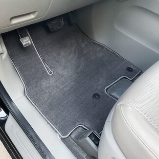 Ворсовые коврики на KIA Carnival III 7 мест 2014 - 2021 в Нижнем Тагиле