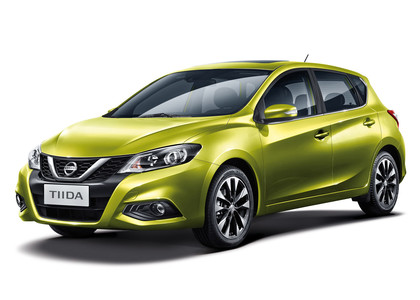 Ворсовые коврики на Nissan Tiida (C13) 2015 - 2025 в Нижнем Тагиле