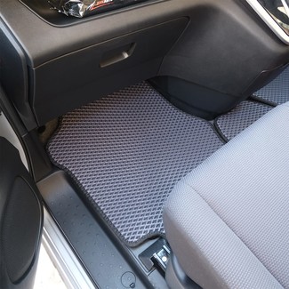 Ворсовые коврики на Nissan Serena (C27) 2016 - 2022 в Нижнем Тагиле