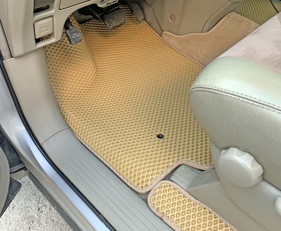 Ворсовые коврики на Toyota Previa (XR30, XR40) 2000 - 2007 в Нижнем Тагиле