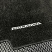 Ворсовые коврики на Chrysler Pacifica II 2016 - 2025 в Нижнем Тагиле