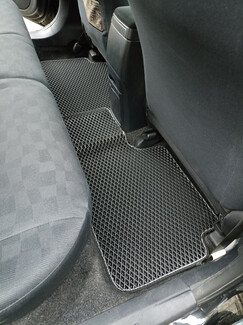 Ворсовые коврики на Toyota Corolla Fielder (E14) 2006&nbsp;-&nbsp;2012 в Нижнем Тагиле