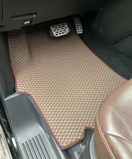 Ворсовые коврики на Hyundai H1 II 2007 - 2022 в Нижнем Тагиле