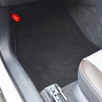 Ворсовые коврики на Toyota Yaris IV 2019 - 2025 в Нижнем Тагиле