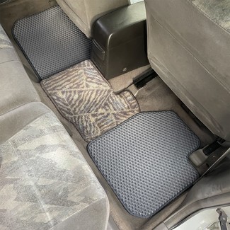 Ворсовые коврики на Nissan Avenir (W11) 1998 - 2005 в Нижнем Тагиле