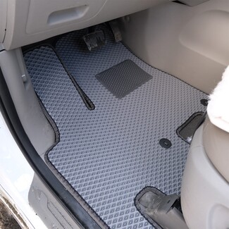 Ворсовые коврики на KIA Carnival III 9 мест и 11 мест 2014 - 2021 в Нижнем Тагиле Ворсовые коврики на KIA Carnival III 9 мест и 11 мест 2014 - 2021 в Нижнем Тагиле